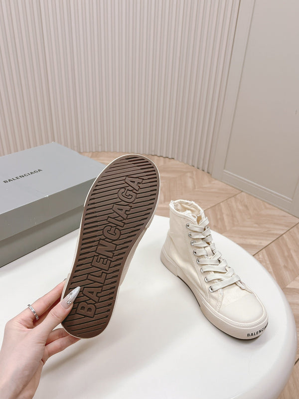 WHITE CANVAS HIGH-TOP SNEAKERS LOGO GRAFFITI