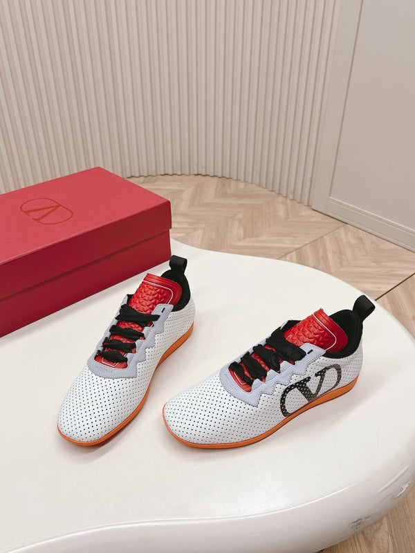 Chromathon Sneaker In White Perforated Lambskin 104153