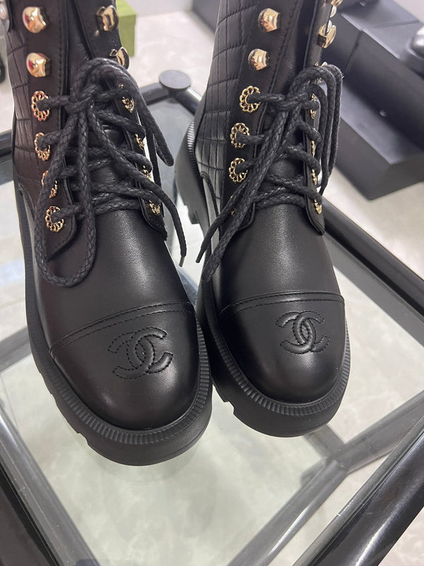 CC Combat Boots Black Quilted Lambskin 944572