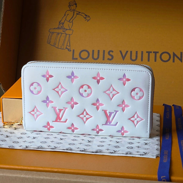 LV M15091 Zippy Wallet 19.5cm Dream Beige Monogram Embossed Lambskin- Light GHW