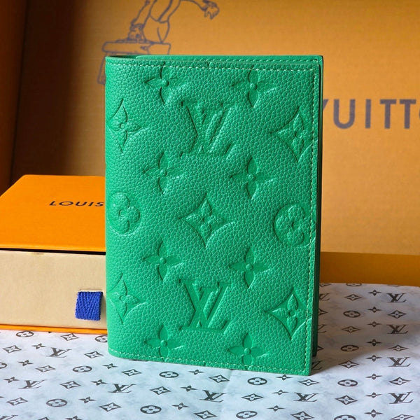 LV M25992 Pocket Organizer Wallet Bamboo Green Taurillon Monogram leather