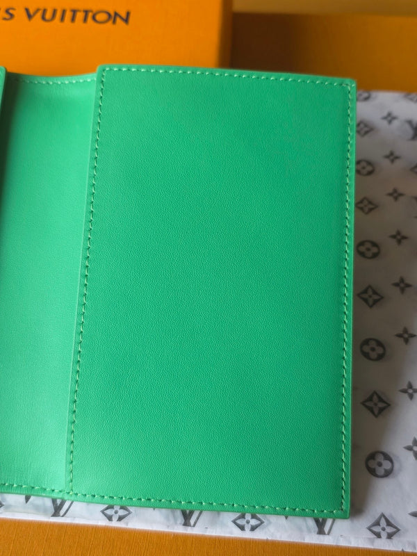 LV M25992 Pocket Organizer Wallet Bamboo Green Taurillon Monogram leather