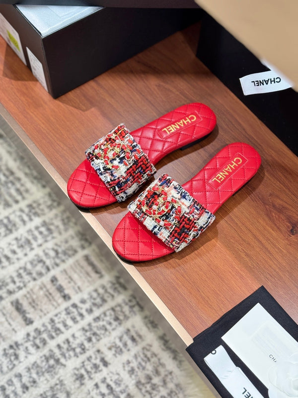 CC 25 Slippers Red Sheepskin 310141