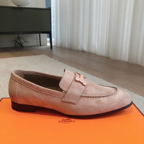 Paris Loafer Peach Suede Calfskin With Signature Buckle 509351