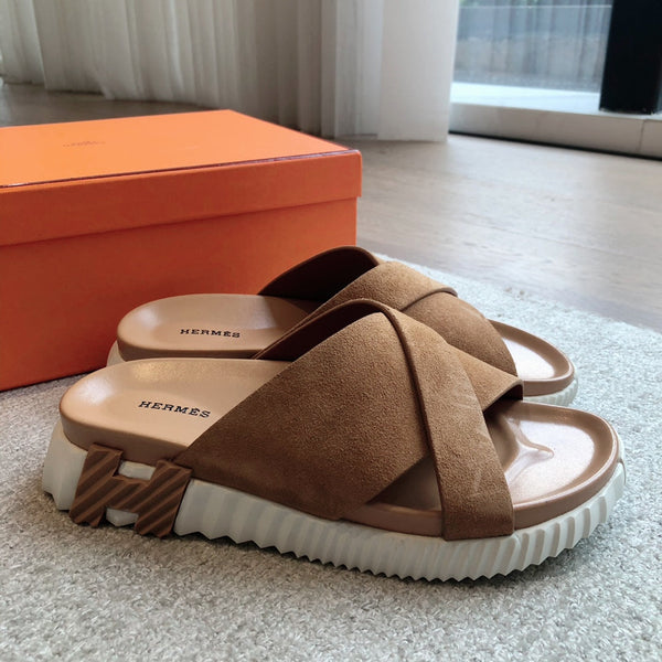 HM INFRA SANDAL CAMEL SUEDE