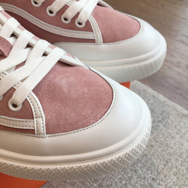 SCARPE DA SNEAKER IN PELLE DI VITELLO BIANCA E CAMOSCIO ROSA
