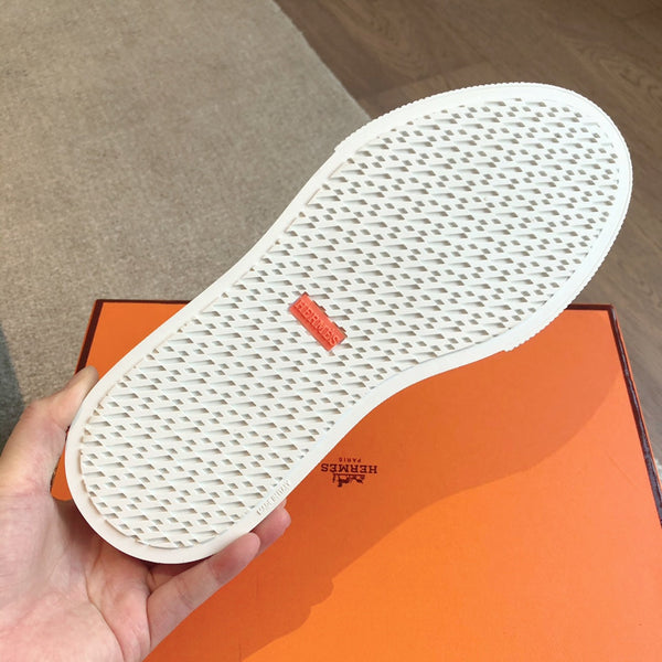 SCARPE DA SNEAKER IN PELLE DI VITELLO BIANCA E CAMOSCIO ROSA