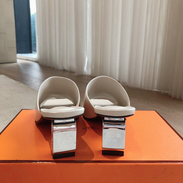 SANDALO ICONIC 60 IN PELLE DI VITELLO BIANCA