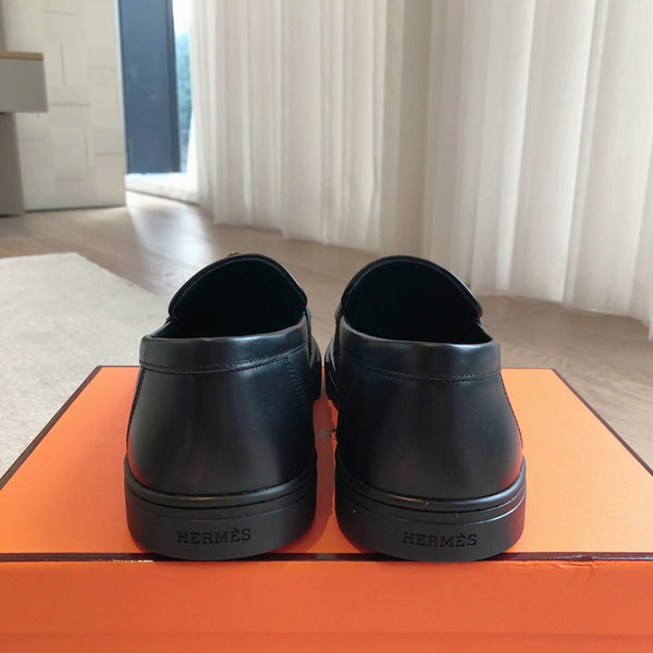 HM GAME SLIP-ON SNEAKER BLACK CALFSKIN