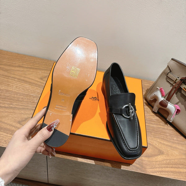 HM Impact Loafers Black Cowhide Sliver Hardware 526182