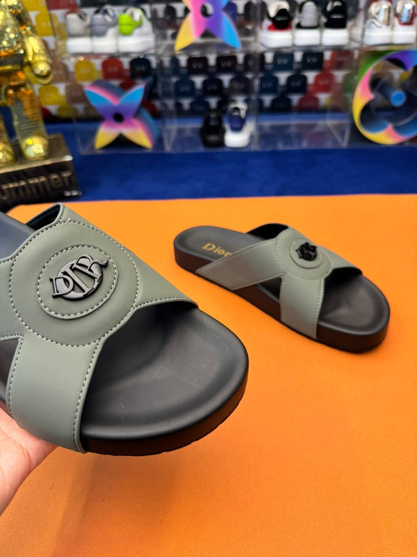 CD CIRCLE SLIPPER SAGE COLOR CALFSKIN