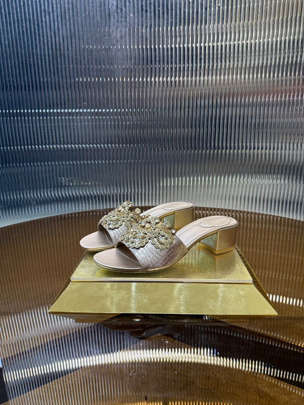 RC 25C Slippers 4.5cm Pink Nude Sheepskin Rhinestones 310639