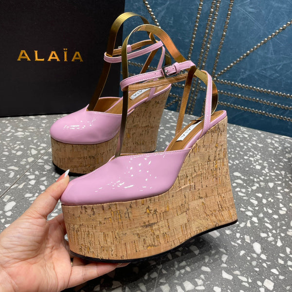 ALAIA WEDGE PUMP 15 CM IN NEON PINK LAMBSKIN AND BEIGE RUBBER