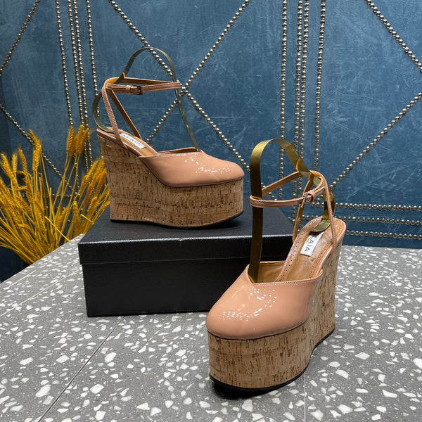 ALAIA WEDGE PUMP 15 CM IN ALMOND BEIGE LAMBSKIN AND BEIGE RUBBER