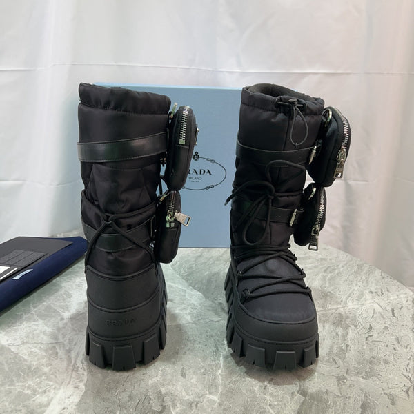 PRA Moon Boots Black With Pouch Recycled Nylon & Cowhide 454736