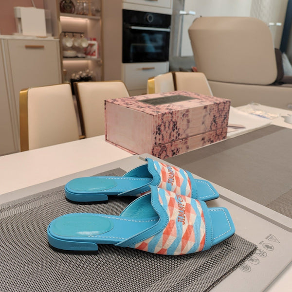 Jimmy 25 Nako Flat Sky Nappa Leather 240105