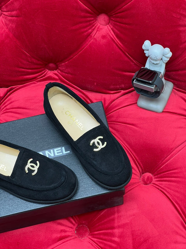 Mocassini CC in pelle scamosciata e agnello neri