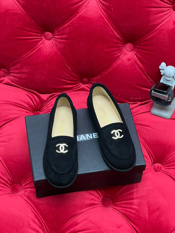 Mocassini CC in pelle scamosciata e agnello neri