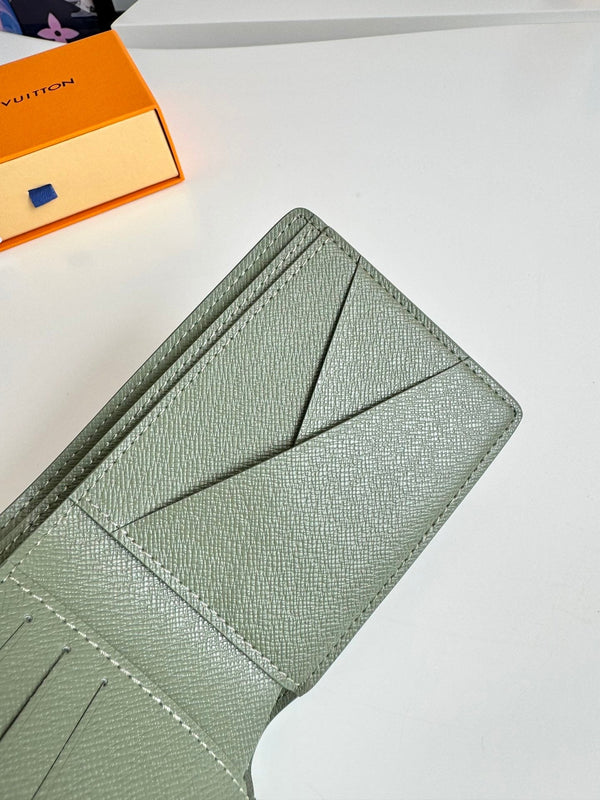 LV Multiple Wallet Green Monogram Gradient Canvas 221316