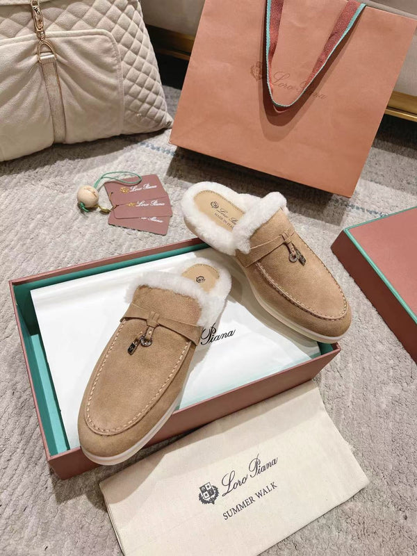 Mocassino LP Charms Walk Babouche in pelle scamosciata giallo pesca con fodera in pelliccia di coniglio 206244