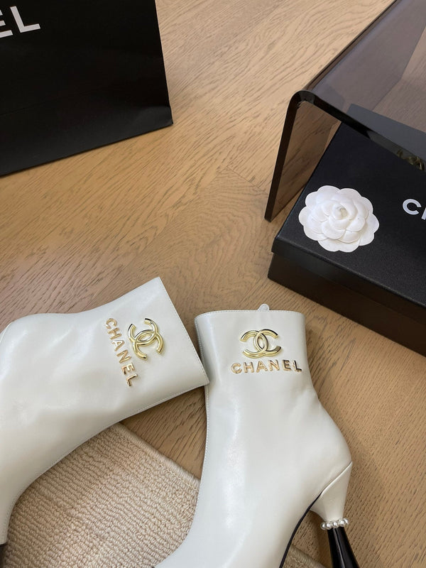 BONGADE BOOTS IN WHITE MIX BLACK CALFSKIN