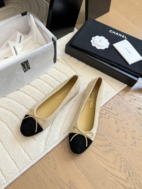 CC 25C Ballet Flat Two-tone Suede Calfskin