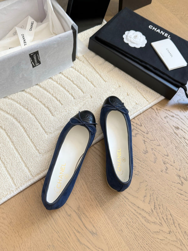 CC 25C Ballerina bicolore in pelle di vitello verniciata