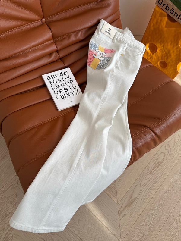 CC 25 Jeans svasati Tessuto elastico bianco