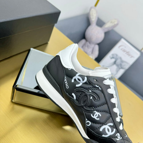 CC 25s Sneaker Black Leather With Velvet 297810