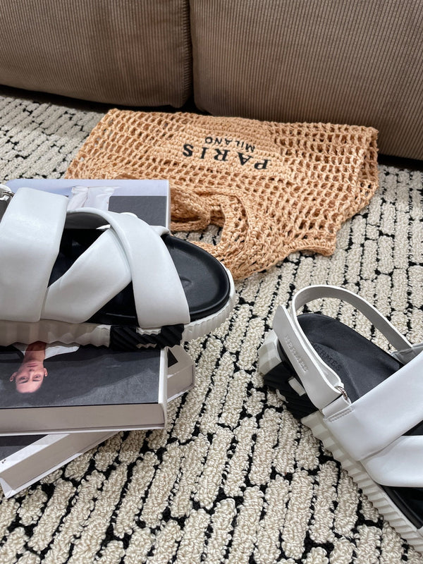 SANDALO ELETTRICO NERO MIX BIANCO PELLE DI VITELLO