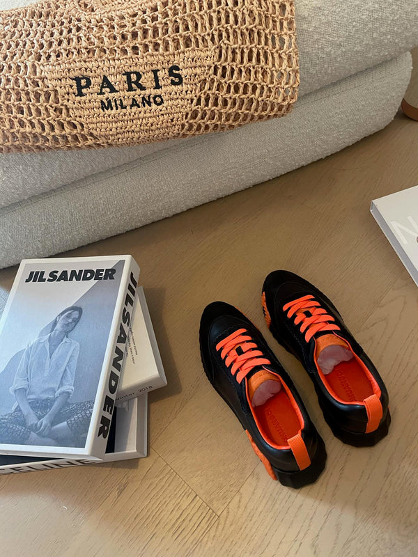 Sneakers HM Bouncing 35 in pelle di capra nera e pelle scamosciata di capra arancione H Orange