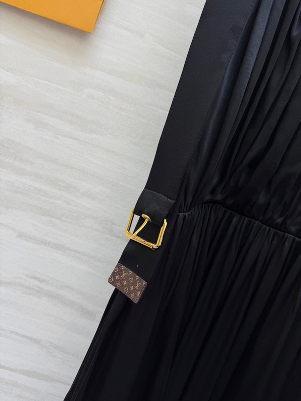 LV 25 Halter Neck Little Black Elegant Dress Black Cotton