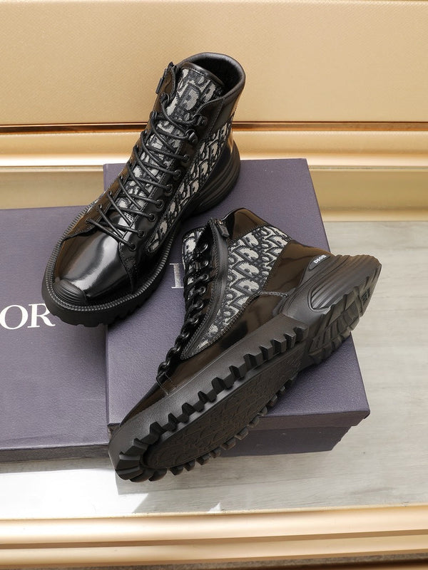 CD COMBAT ANKLE BOOT BLACK AND BEIGE POLISHED CALFSKIN