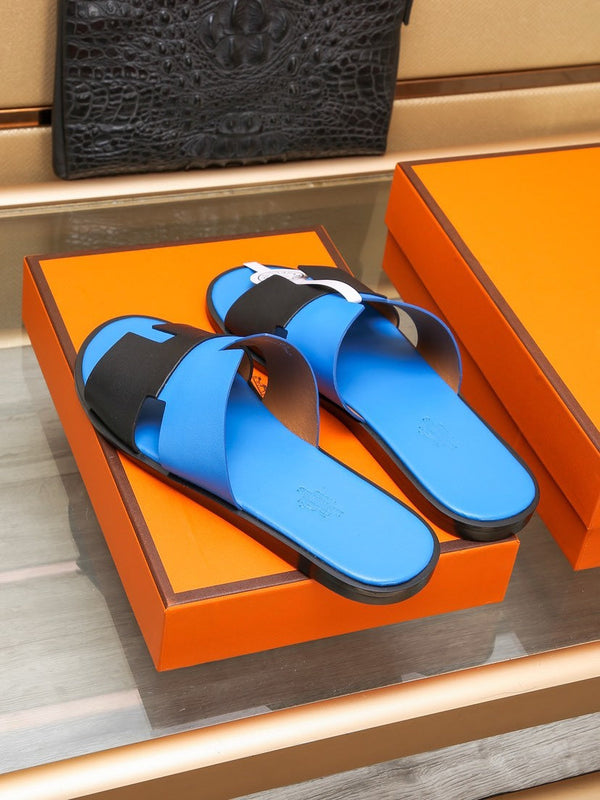 SANDALO HM IZMIR IN PELLE DI AGNELLO COBALTO E NERA