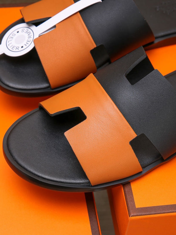HM IZMIR SANDAL BLACK AND TIGER LAMBSKIN