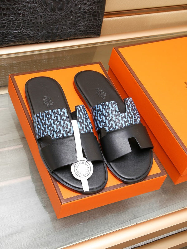 HM IZMIR SANDAL BLACK AND SKY CALFSKIN