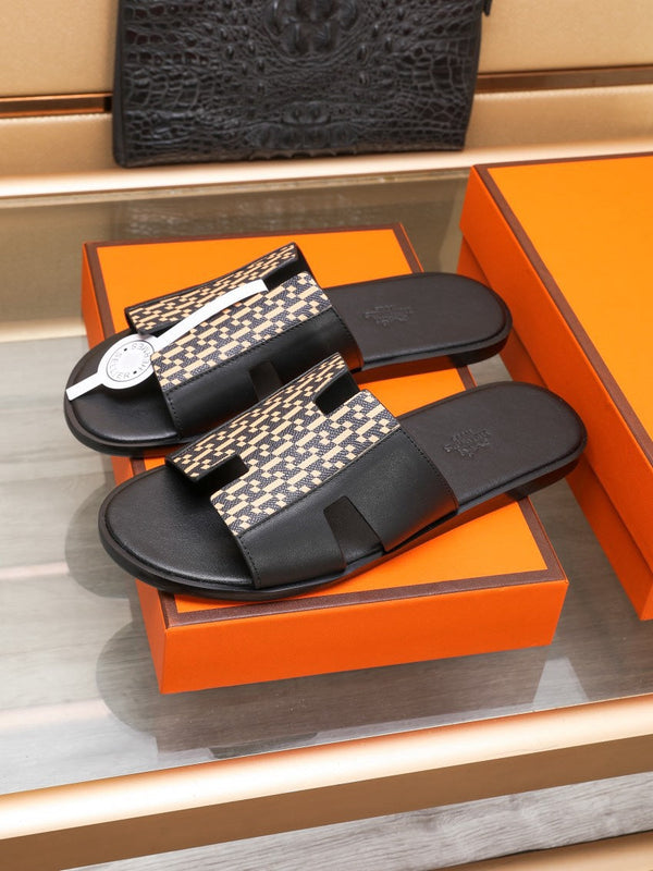 HM IZMIR SANDAL BLACK AND PEACHY LAMBSKIN