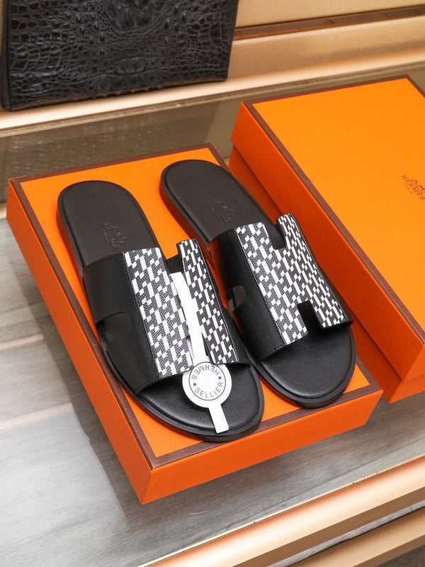 HM IZMIR SANDAL BLACK AND WHITE LAMBSKIN