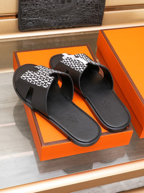 HM IZMIR SANDAL BLACK AND WHITE LAMBSKIN