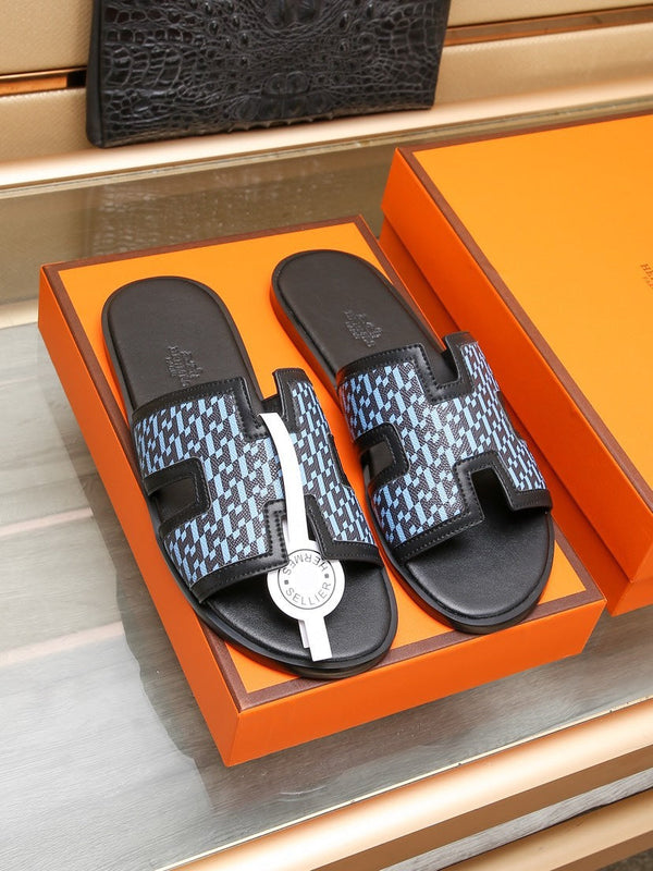 HM ORAN SANDAL BLACK AND SKY LAMBSKIN