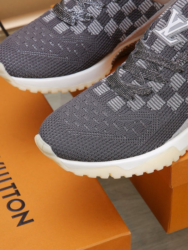 SNEAKERS IN SMOKE GREY MESH BREATHABLE AND RUBBER