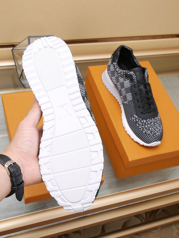 LV CLASSIC SNEAKER IN BLACK MIX WHITE LUMINOUS KNIT