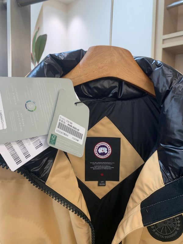 C. Goose Hooded Down Vest Beige Polyester 0004