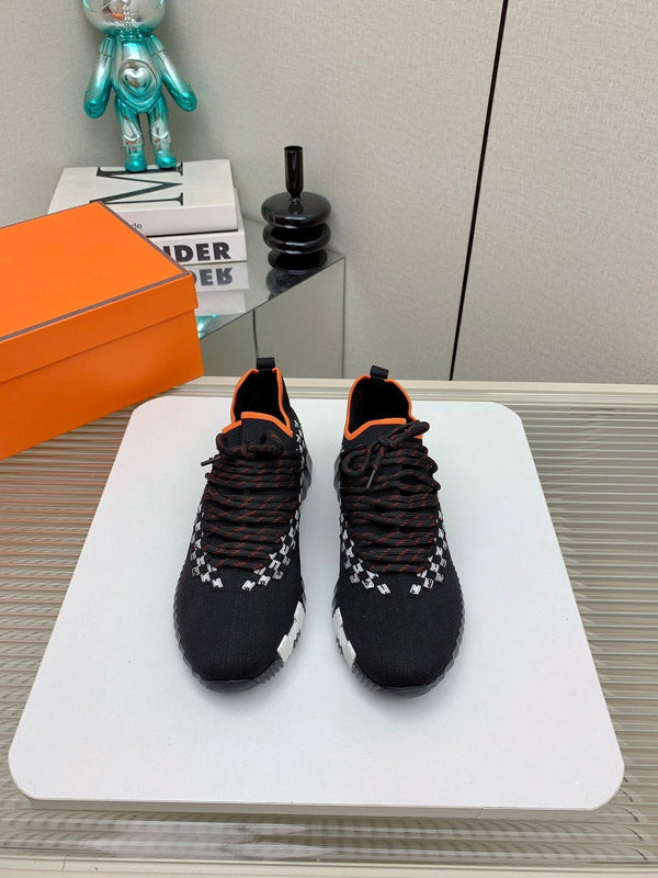 HM Flex slip-on sneaker In Black Woven Fabric 106320