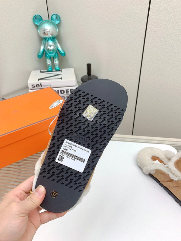 HM Mule 30mm In Light Brown With Fleece And Suede Lining  971394