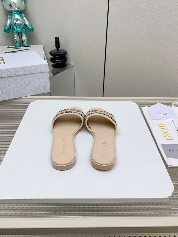 CD D-Lane Slide In Beige Cowhide  106275