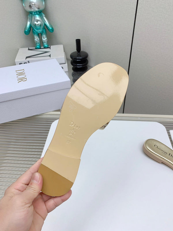 CD D-Lane Slide In Light Gold Cowhide 106285