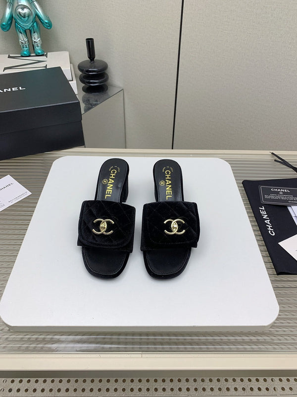 CC Mule Sandals 50mm In Black Velvet 148937