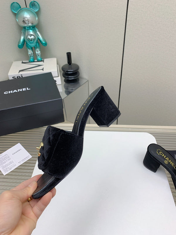 CC Mule Sandals 50mm In Black Velvet 148937