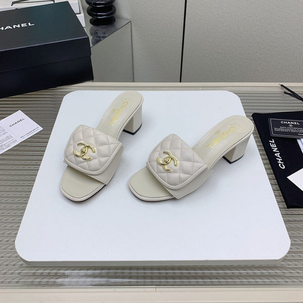 CC Mule Sandals 50mm In White Quilted Lambskin 148944